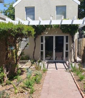 Eikenbosch Appartement | The Vine Cottage