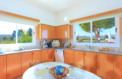 Latchi Villa | The Vines, private pool, sea views, in Latchi