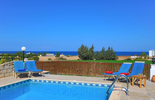 Latchi Villa | The Vines, private pool, sea views, in Latchi