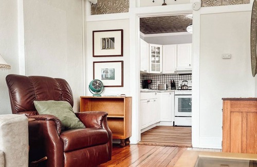 Champaign Appartement | The Walnut: 1-Bedroom 2nd floor apartment in Downtown Champaign