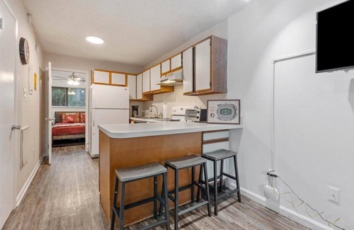 Tallahassee Copropriété | The Ward - Resort Style Gameday Condo