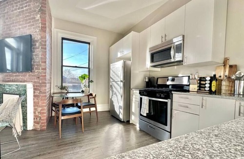 Bloomfield Appartement | The Warhola Bloomfield