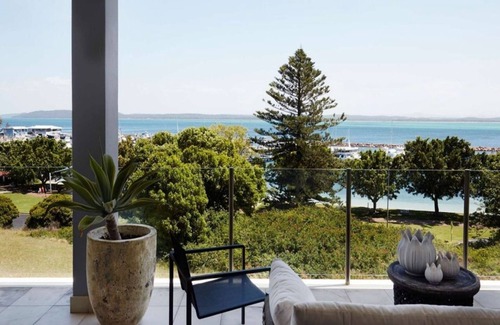 Nelson Bay Appartement | The Waterview, 2 76 Magnus St - complete style, comfort, luxury and spectacular waterviews