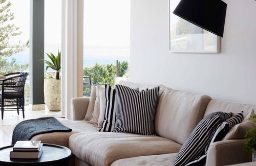 Nelson Bay Appartement | The Waterview, 2 76 Magnus St - complete style, comfort, luxury and spectacular waterviews