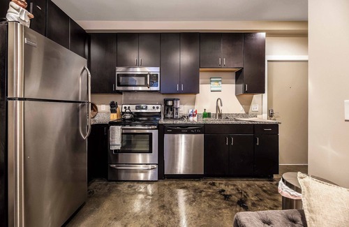 Roanoke Appartement | The West End Flats Downtown Free Parking ⛰️