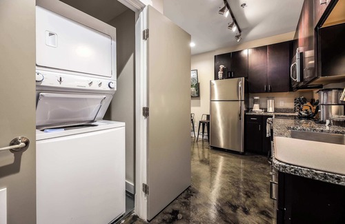 Roanoke Appartement | The West End Flats Downtown Free Parking ⛰️