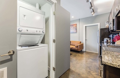 Roanoke Appartement | The West End Flats Su