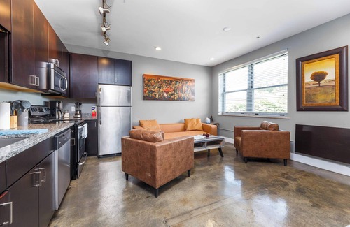 Roanoke Appartement | The West End Flats Su