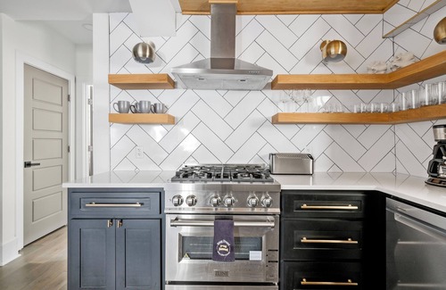 Westside Maison | The West Grand | Luxurious Design | Pet Friendly