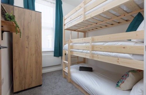 Blackpool Town Center Appartement | The Western Room 4-Room Only-Sleeps 5