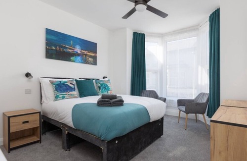 Blackpool Town Center Appartement | The Western Room 4-Room Only-Sleeps 5