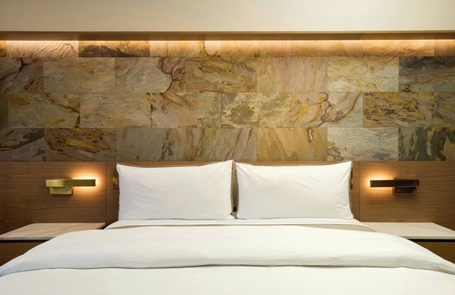 Queens Hôtel | The Westin Flushing Laguardia Airport