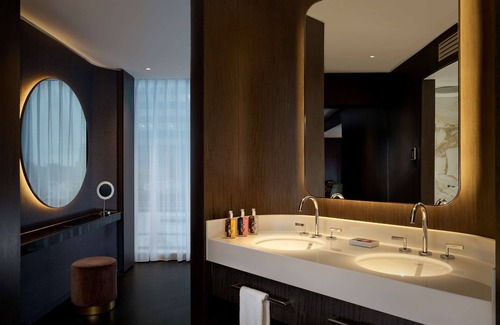 Vincent Square Hôtel | The Westminster London, Curio Collection by Hilton
