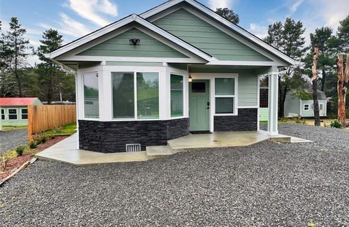 Grayland Maison | The Whaler “Walk to the beach”