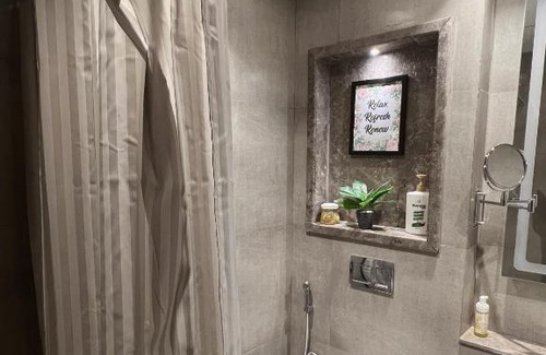 Noida Appartement | The White Rock- a luxury apartment