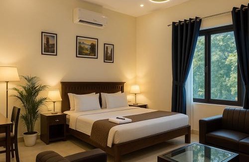 Noida Hôtel | The White Scent-Near Noida Sector34 Metro