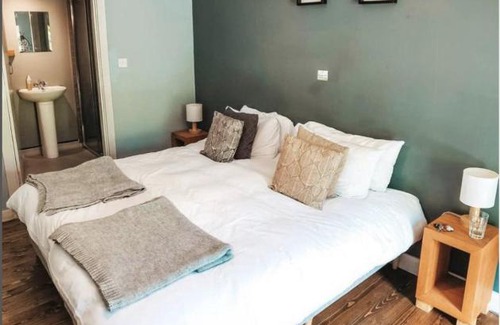 Ballinclea Cabine | The Wicklow Escape