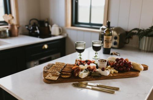 Aubourn Maison | The Wild Cherry Hideaway