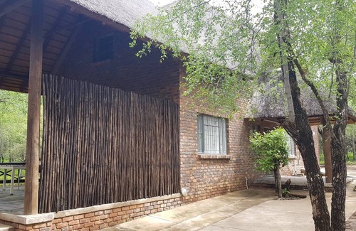 Marloth Park Maison | The Wild Garden - La brousse africaine vit comme il se doit!