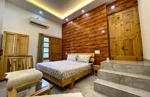 Mandi Hôtel | The Wild Yak