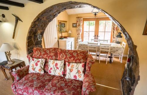 Pontesbury Maison | The Wilderness