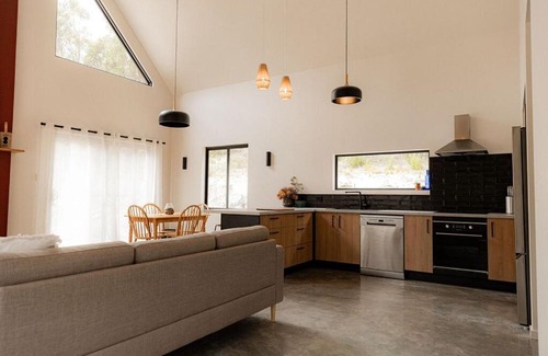 Four Mile Creek Maison | The Wilds