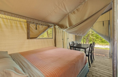 Peace Valley Location De VR | Glamping in the Comet