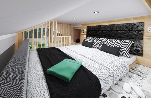 Aberlour Station Balnéaire | The Willy Gunn Pod - Beautiful, luxury pod