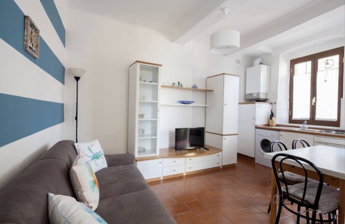Cadimare Maison | The window on the sea