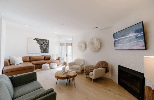 South End Maison | The Windseeker - An Oceanfront Retreat