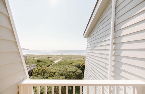 South End Maison | The Windseeker - An Oceanfront Retreat