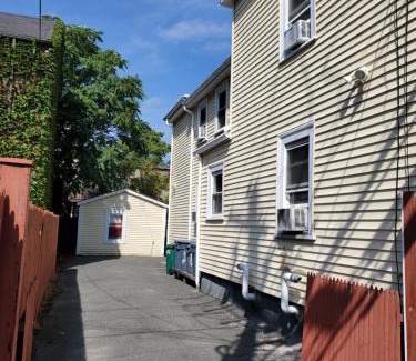 The Port Maison | The Windsor Inn Guest House