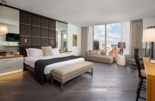 Logan Square Hôtel | The Windsor Suites