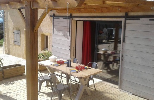 Semur-en-Brionnais Cottage | Le vieux cuvage
