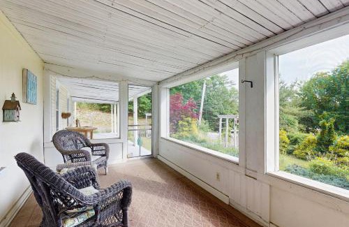 Wolfeboro Maison | The Wolfeboro House
