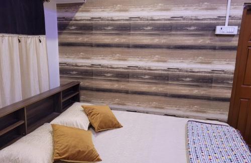 Konnagar Maison | The Woodpecker Inn Suite