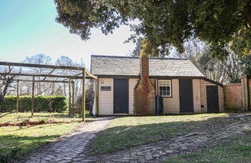 Tendring Maison | The Woodshed