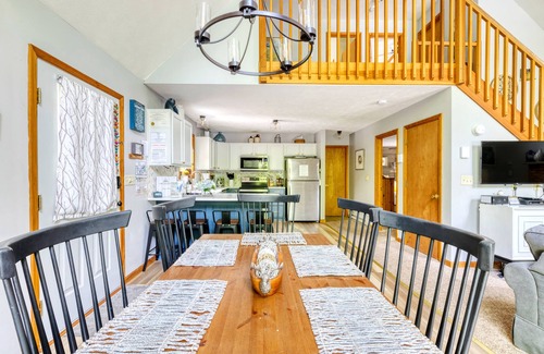 Lake Ariel Maison | 🌞🌞🌞Chalet d'étage ouvert Chalet avec un immense jeu dans la communauté Hideout🌞🌞🌞