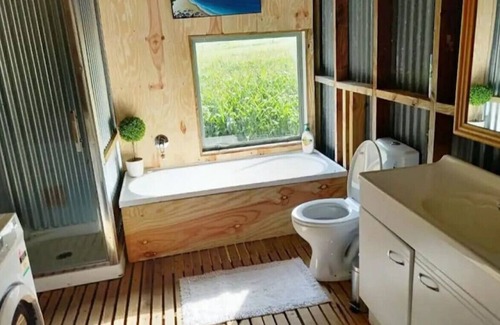 Pukehina Maison | The Woolshed-Farm · The Ole Woolshed Rural Camping Style With Bonuses