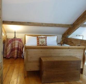 Lothersdale Maison | The Workshop, in 18th century Lothersdale Mill, BD20 8EN