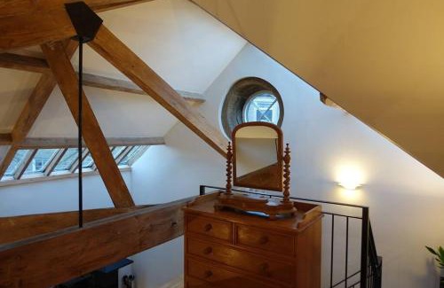 Lothersdale Maison | The Workshop, in 18th century Lothersdale Mill, BD20 8EN