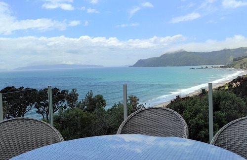 Coromandel Peninsula Maison | The Wow House - Stunning Kuaotunu Beach & Pacific Ocean Views