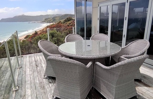 Coromandel Peninsula Maison | The Wow House - Stunning Kuaotunu Beach & Pacific Ocean Views