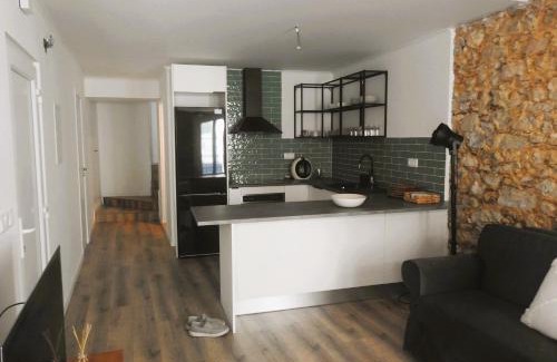 Perofilho Appartement | the writer's neighbor I