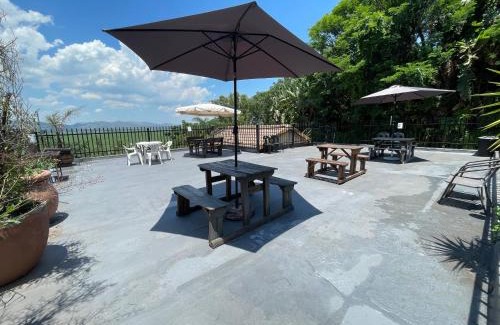 Schoemansville Maison | The Yacht House