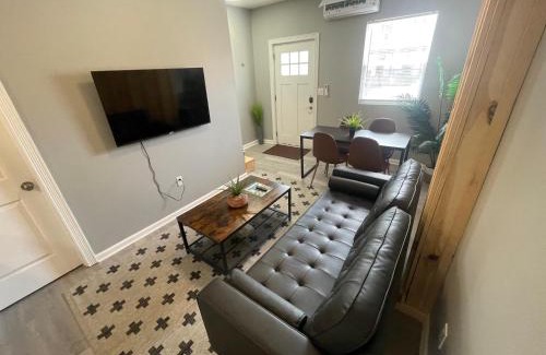 West Columbus Maison | The Yale Townhouse 2 - 2BR