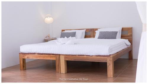 Mueang Kao Chalet De Ski | The Yard Sukhothai Old Town
