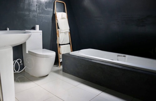 Lindula Cabine | The ZenDen-Cozy Cabin Perfect Hideout For Couples