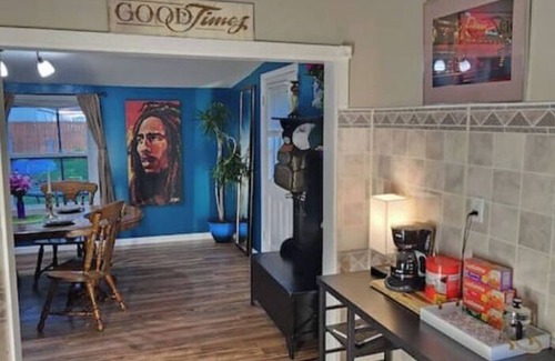 Romulus Maison | #TheFloridaRoom sensory oasis w/ king-size master