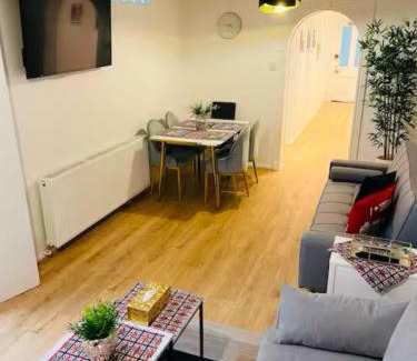 Tollington Appartement | Thematic London Apartment in Holloway